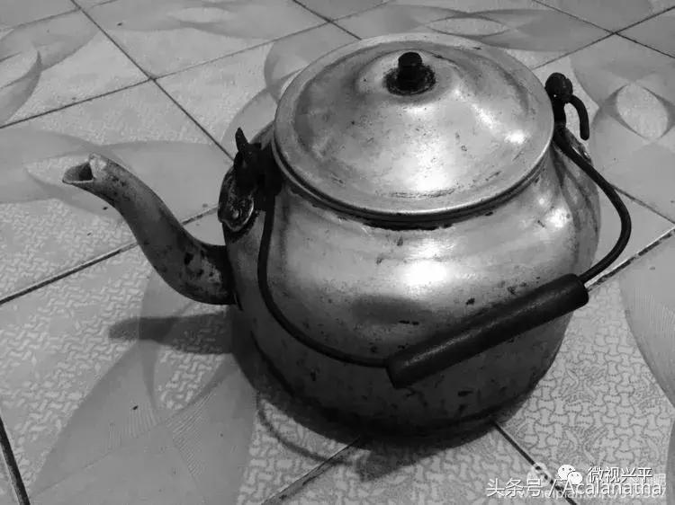 兴平：我的故乡我的云一一70后纤维厂纪事