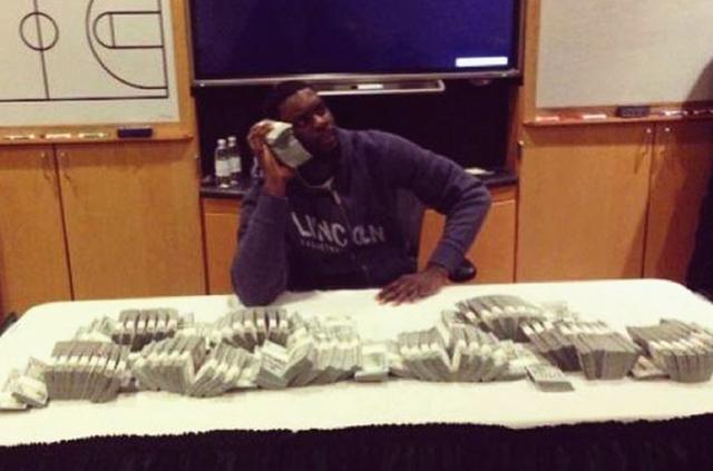 nba最装逼的时刻哈登,nba威风八面哈登