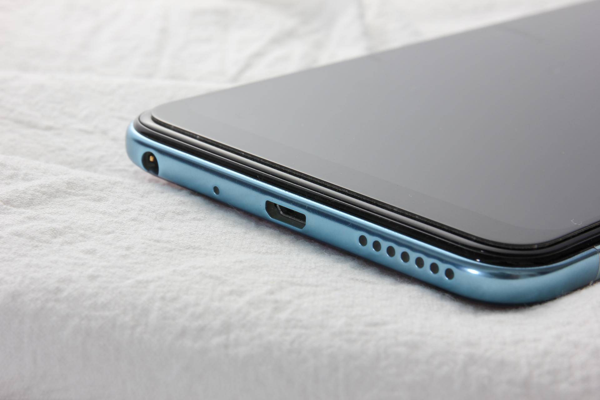 值得年轻人上手的最新手机,年轻人用过的第一代智能手机