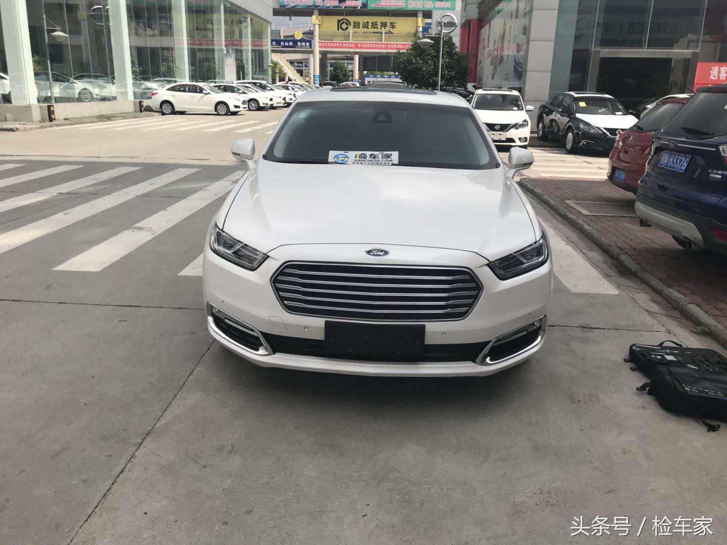 福特金牛座与林肯大陆底盘对比,福特金牛座和a6哪个底盘质感好