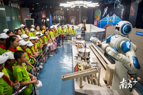 好暖!关爱“小候鸟”折射东莞城市温度!