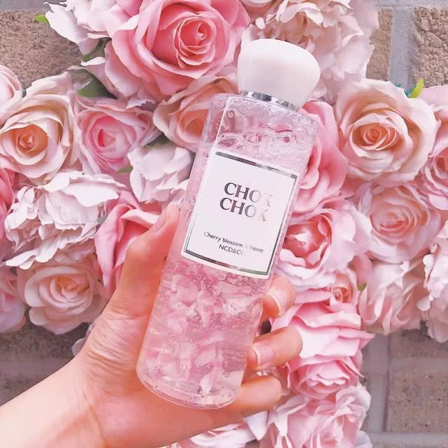 奢华美肤香气沐浴露,十款好闻的沐浴露