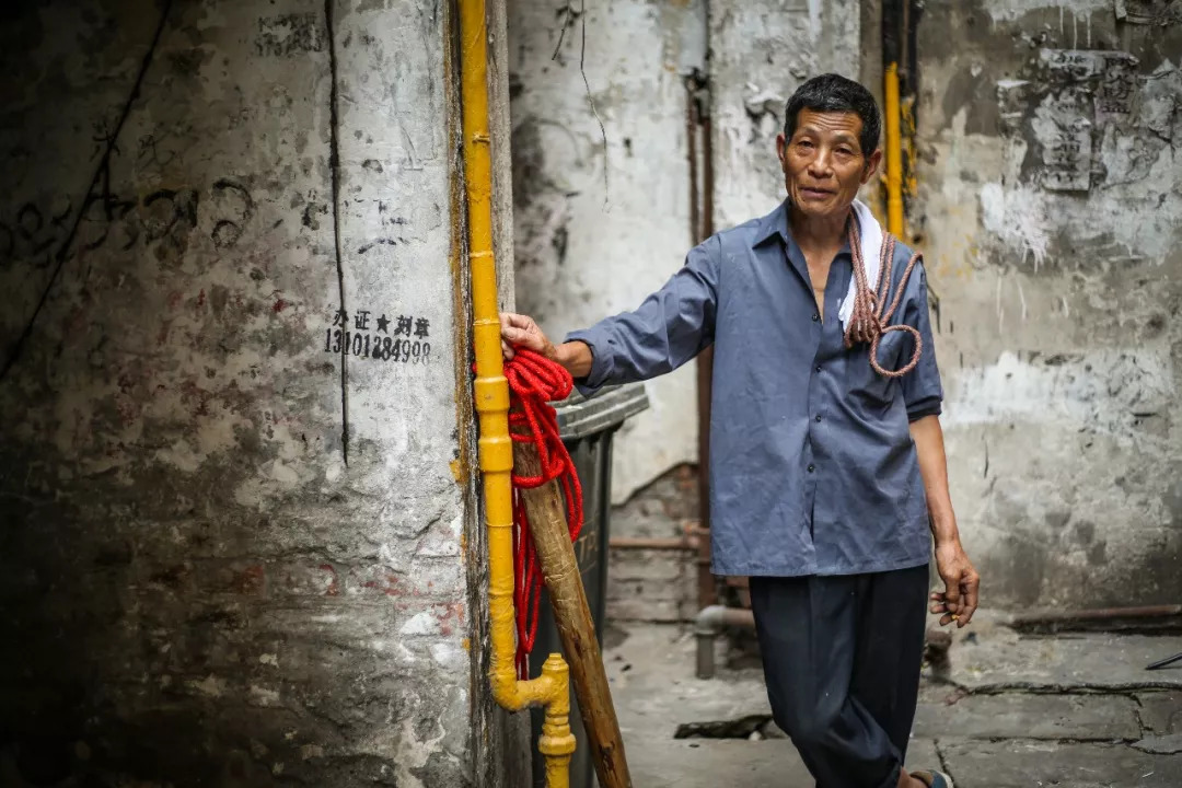 人们上网都在干些什么事情,不会上网的人都在做什么