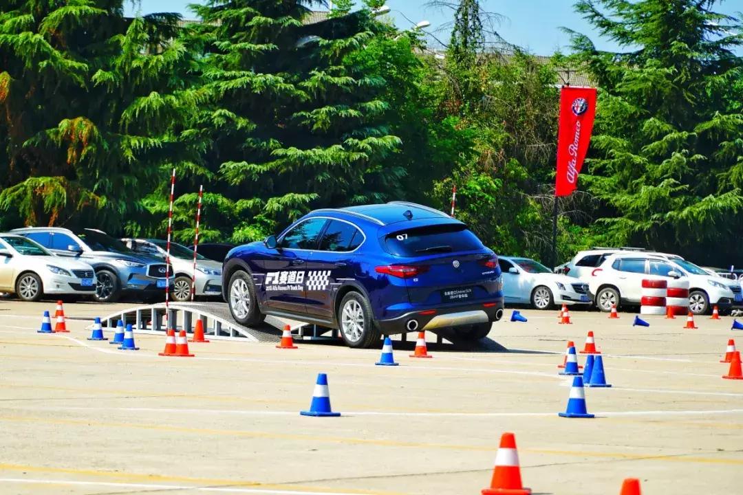 法拉利最快的超跑,最速阿尔法罗密欧朱丽叶