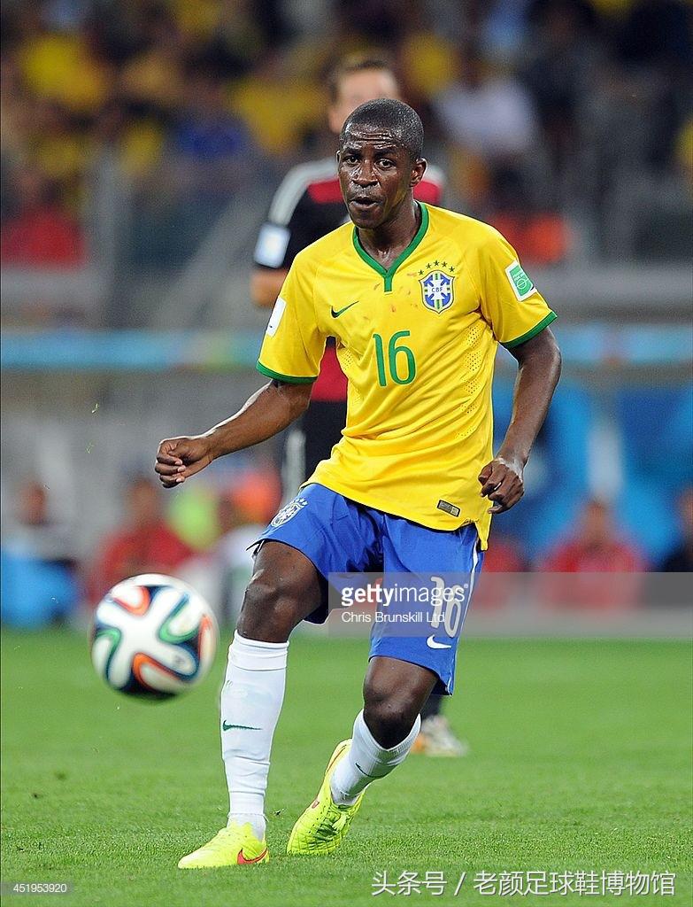 世界杯战靴回顾终结篇,nike水果篮撑死奶牛,鬼牌出鞘一剑封喉