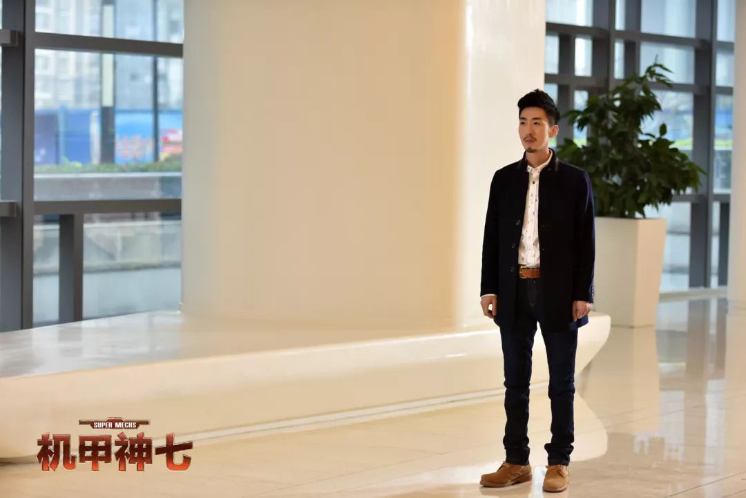 特效炸裂的机甲电影,炫酷的特效精彩的剧情