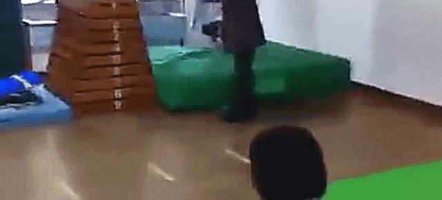 侧空翻儿童舞蹈,倒立日本幼儿园