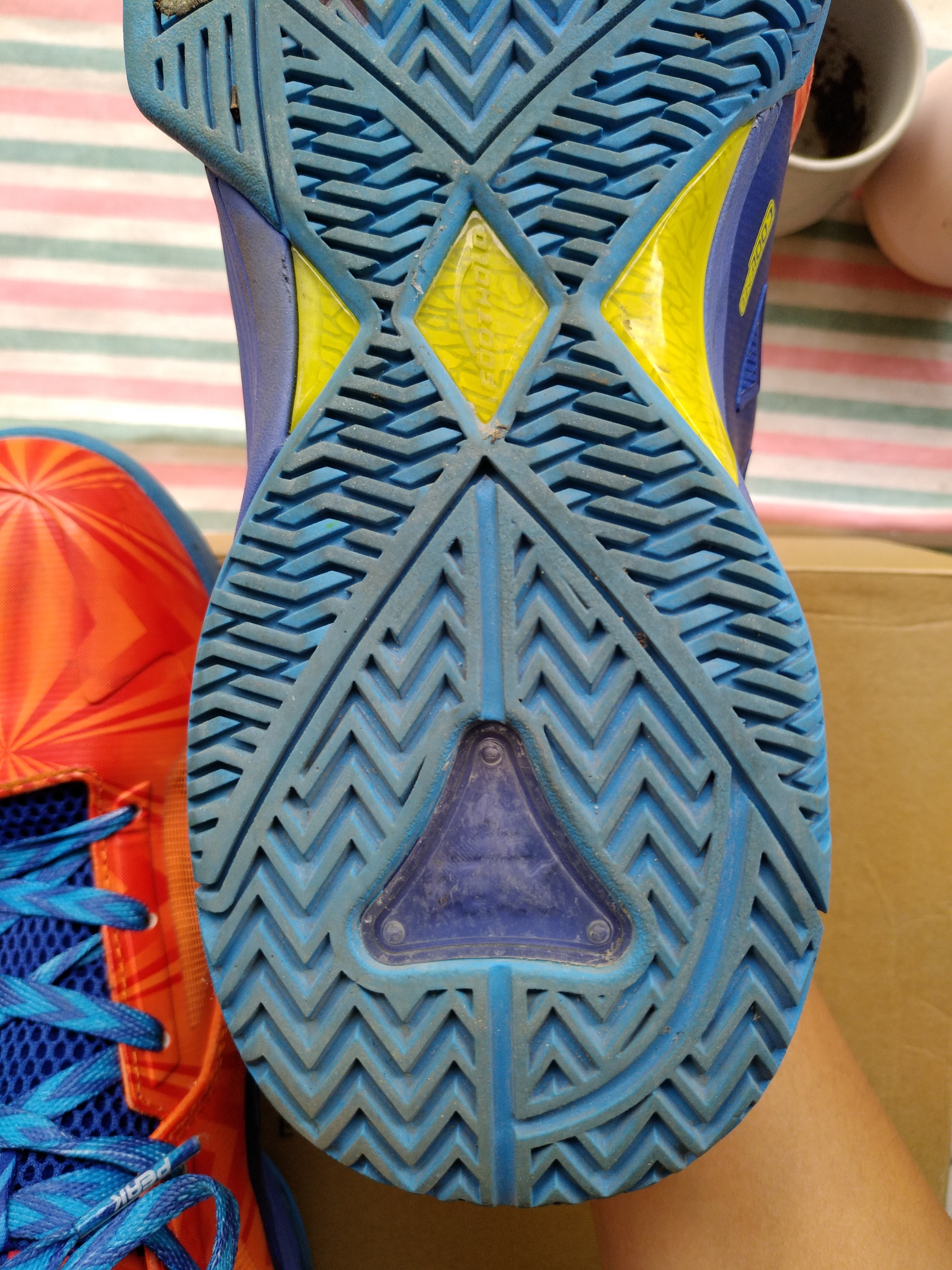 「主流外测评」匹克闪电二代篮球鞋