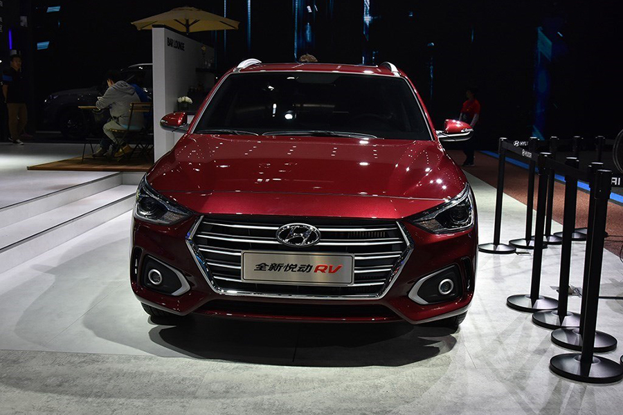 现代逸行旅行版,现代旅行车逸行试驾视频