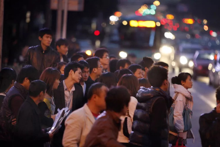 在深圳5000元月薪能存到钱吗,深圳打工年入20万能存多少