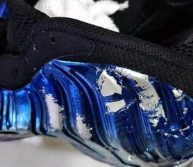 开车的时候千万不能穿这些鞋,这3种鞋子切记不要穿