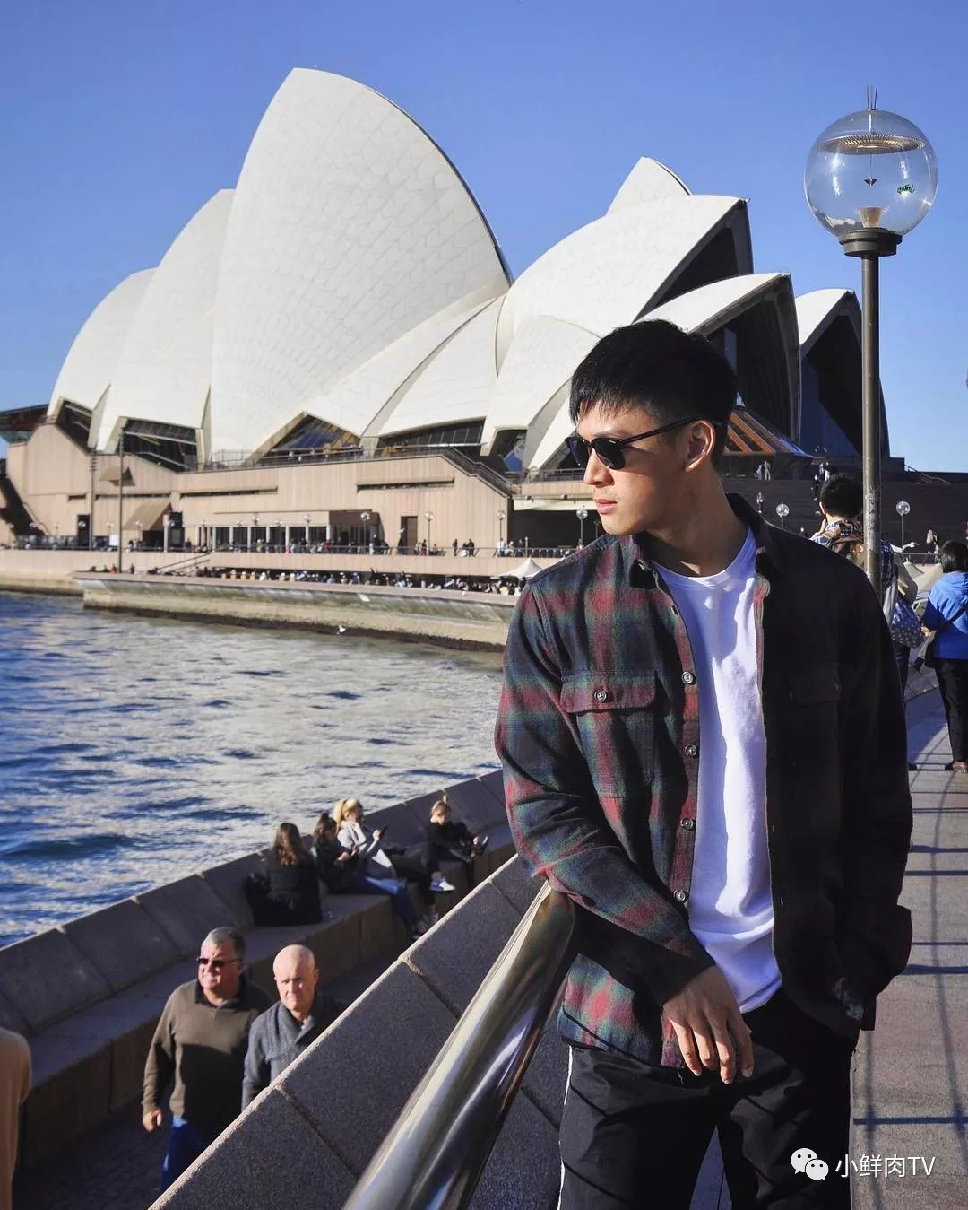 天菜气质男生,天菜长发摇滚男