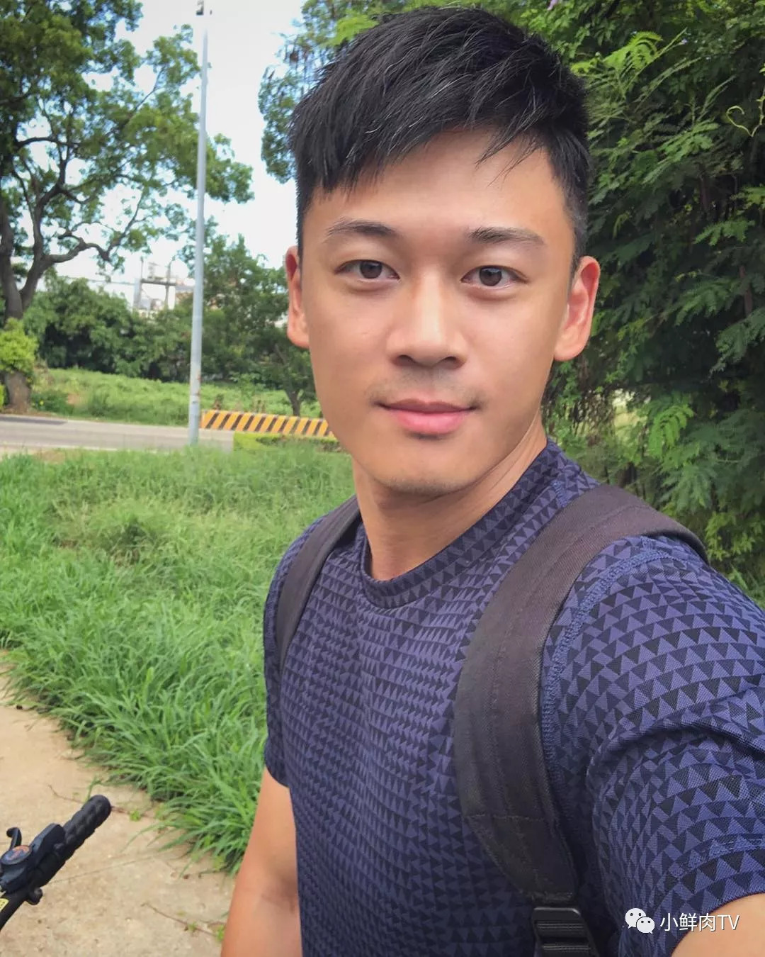 天菜气质男生,天菜长发摇滚男