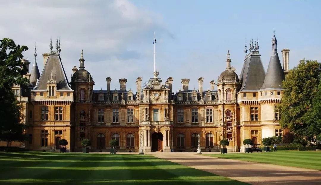 英国女王有庄园吗,英国女王喜欢的城堡