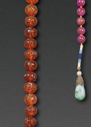 乾隆年间朝珠,乾隆皇帝的朝珠值钱吗