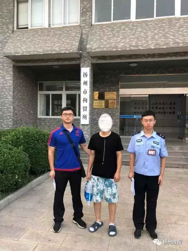 高速开车挖鼻屎罚款,挖鼻屎扣3分罚200