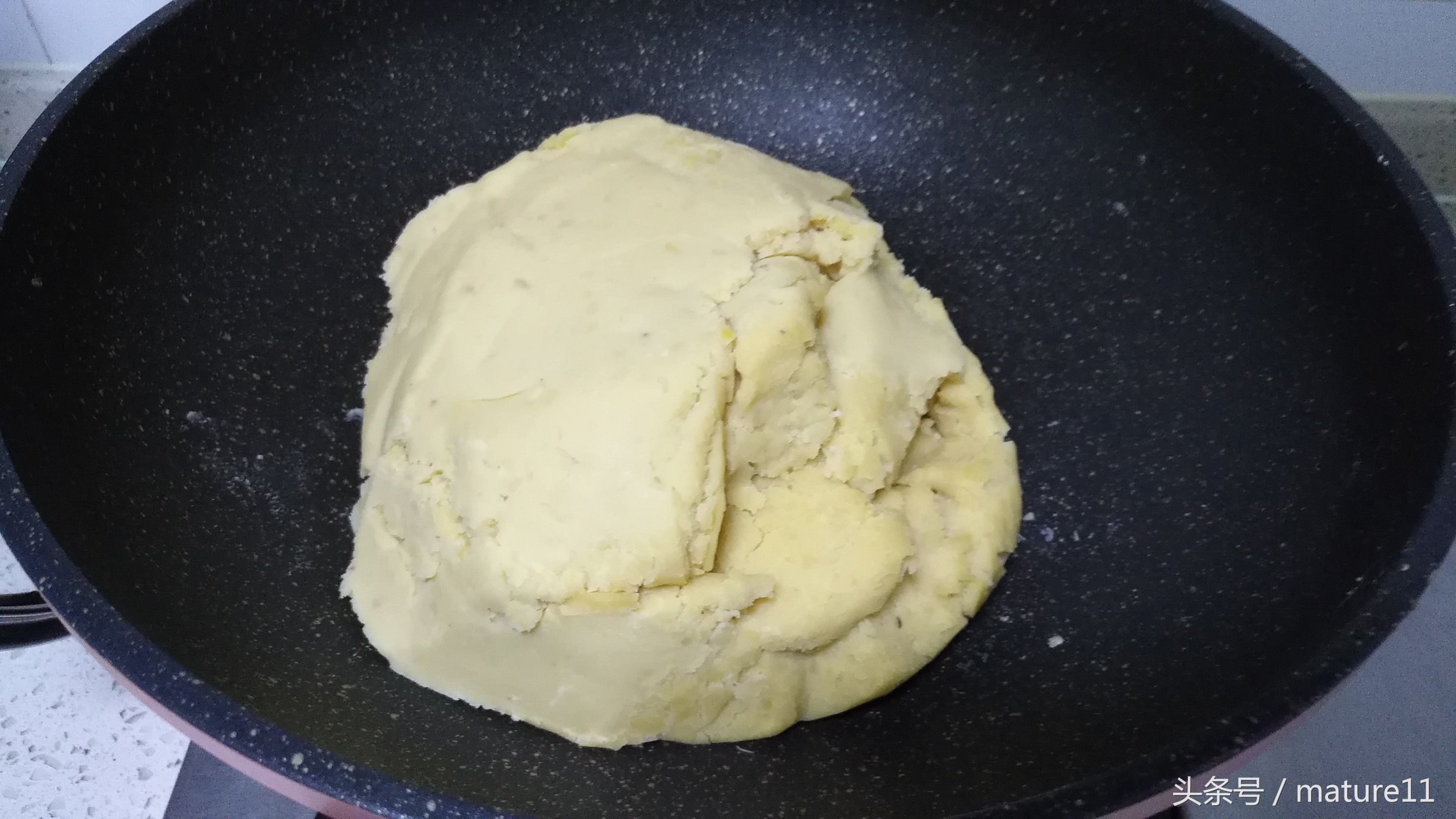 做酥皮怎样避免混酥,自己做的酥皮为什么不酥