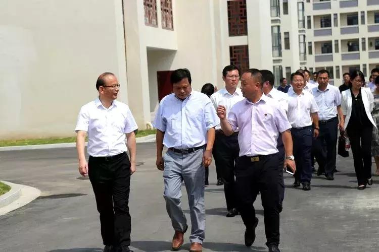 浙江师范大学附属中学——天台大公中学盛大揭牌！