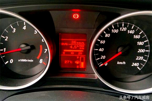 三菱劲炫50块钱油可以跑多远,三菱劲炫油耗高是什么原因