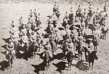 8341部队的前任主官，开国中将，长征路上毛*东泽**称他“护驾有功”