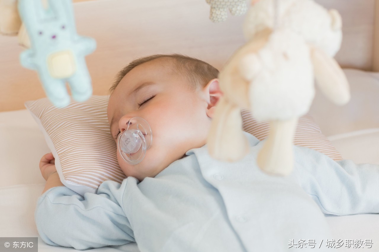 妈妈们注意了，奶水不足有了答案，孩子的作用也很关键