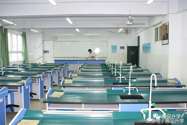 我们要给孩子诗和远方的田野，郑州名校系列：郑州市第四十四中学