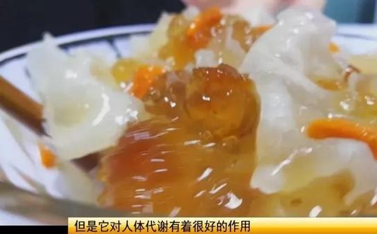 六安：桃树树干上结了很多这样的东西，究竟是啥？能吃还能美容？