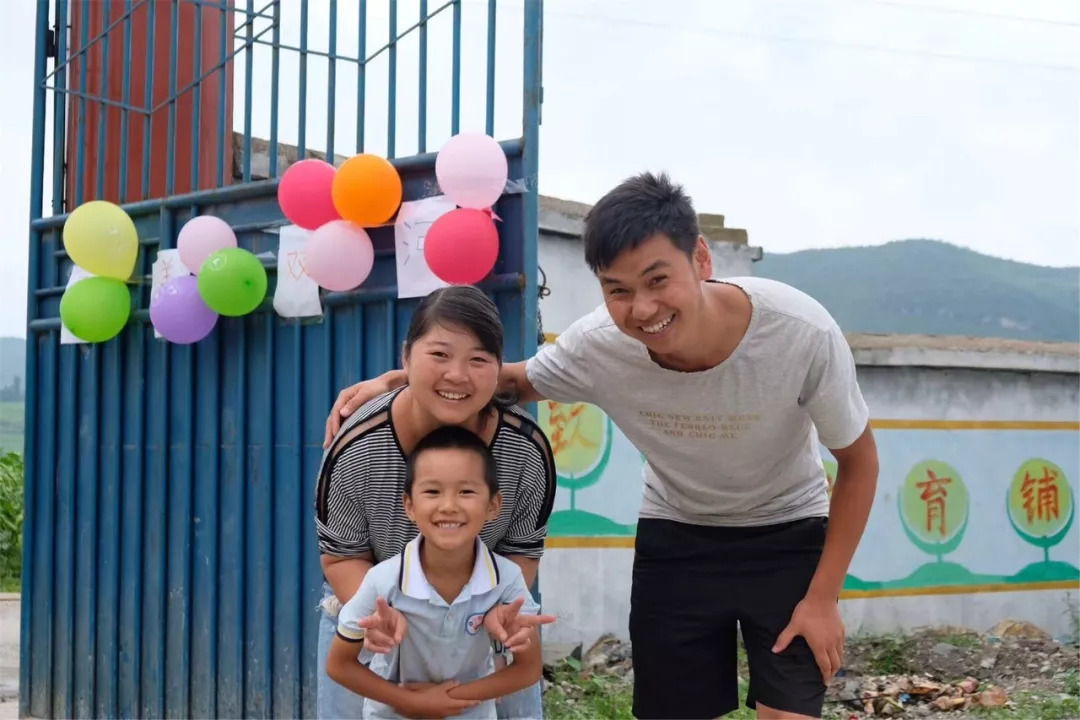 涓轰簡鐖辨儏缈诲北瓒婂箔,涓轰簡鐖辨儏鎶崋鏂╂鐮ョ牶鍓嶈