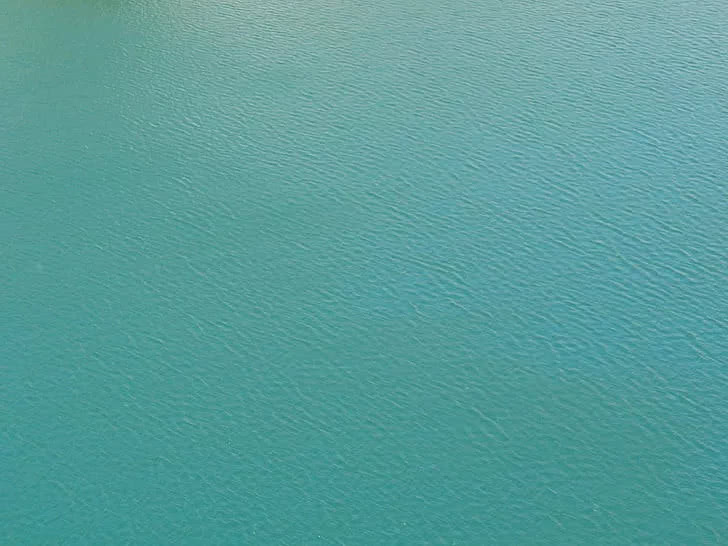 12岁女孩，暴戾且叛逆怎么办？