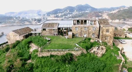 圣托里尼在小普陀附近吗,上海圣托里尼在哪里