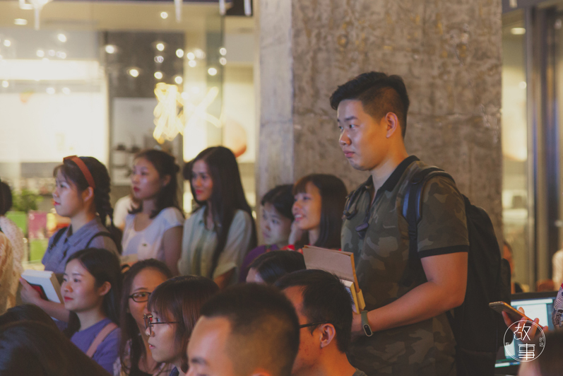 一代书迷实录：十七岁的年轻人到底有多痛