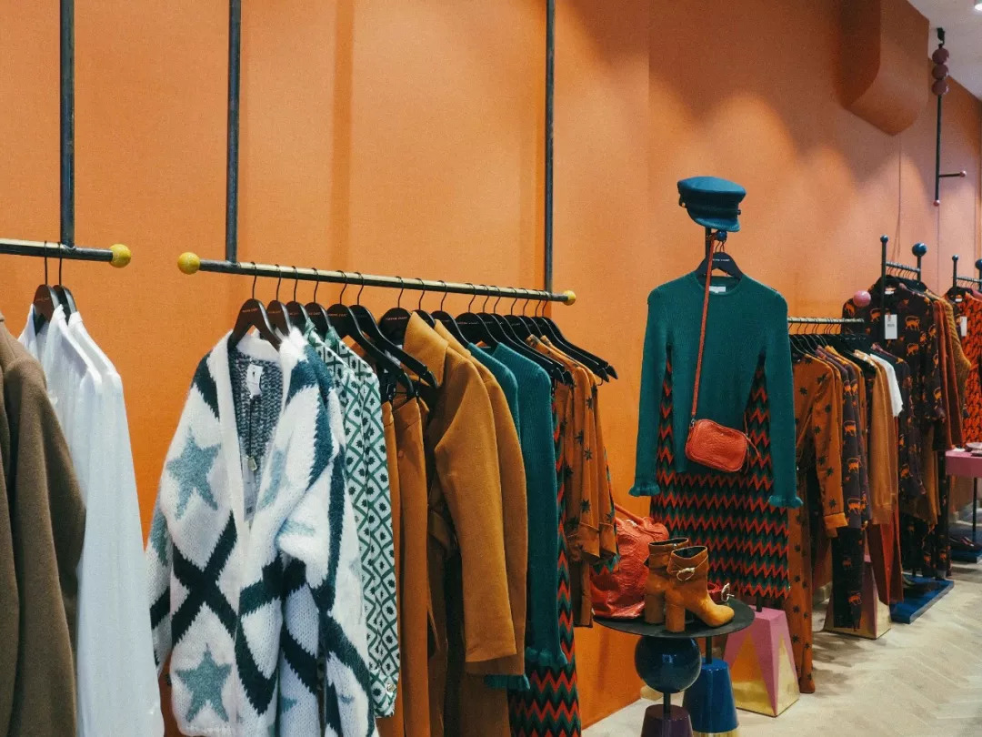 荷兰旅游购物推荐,逛荷兰奢侈品折扣店