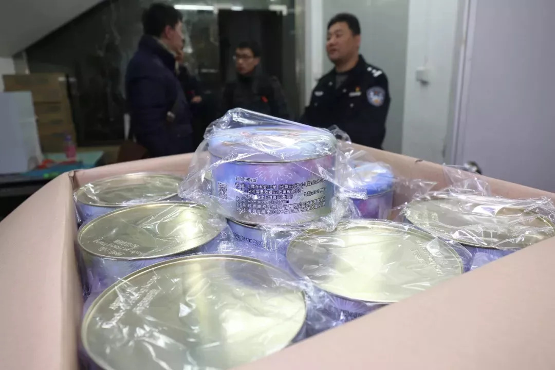 小熊饼干曝光,好吃的网红小熊饼干