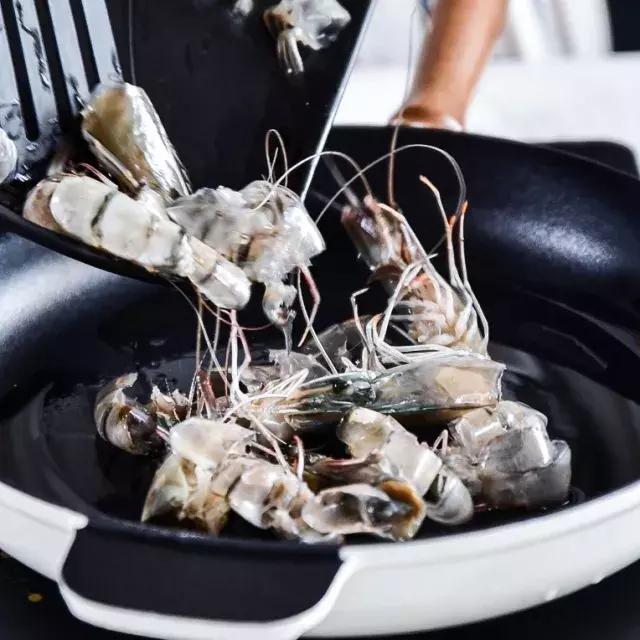 泰国冬阴功汤正宗做法,泰国冬阴功汤做法视频