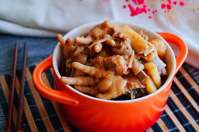 鸡爪不脱骨的凉拌做法,鸡爪脱骨了怎么做好吃