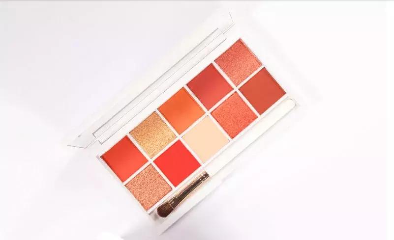 如何100块搞定所有彩妆,300块搞定全套彩妆怎么样