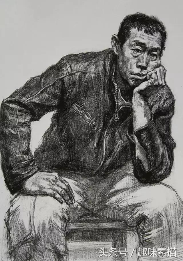 央美素描高分作品,央美高分卷素描半身像