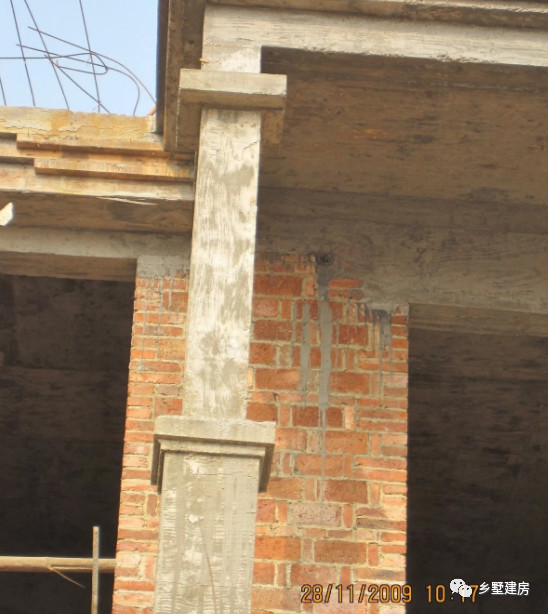 看看花200万乡下建的别墅外观,只花了33万修的农村小别墅