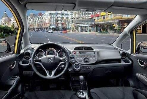 本田飞度质量性能怎样,本田飞度有哪些优缺点