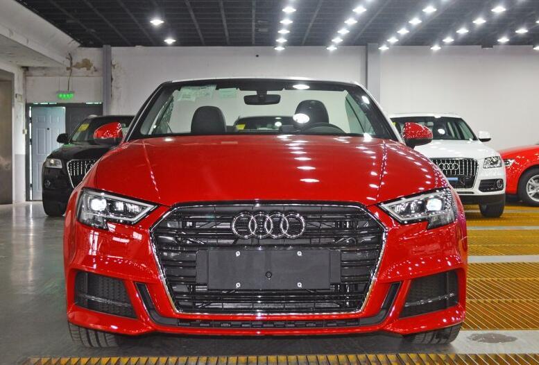 撩妹敞篷小跑,7秒破百,高逼格的豪华品牌,28万起