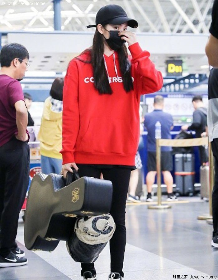 千元可以买到大牌奢侈品,千元就能买奢侈品