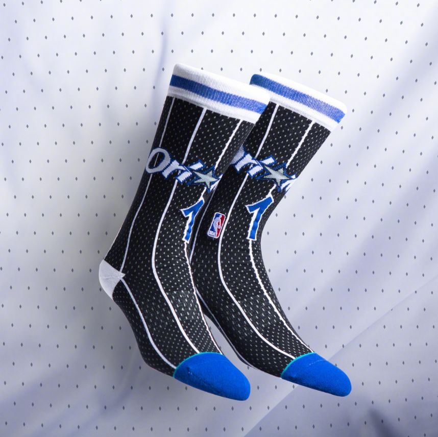 耐克重新推出了经典的huarache,耐克最新款球袜