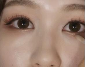 孟美岐眼妆心机不输石原里美,孟美岐直播眼妆