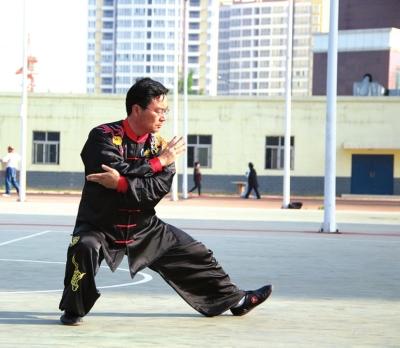 河南省十三运会今天盛大开幕绽放“周口精彩”