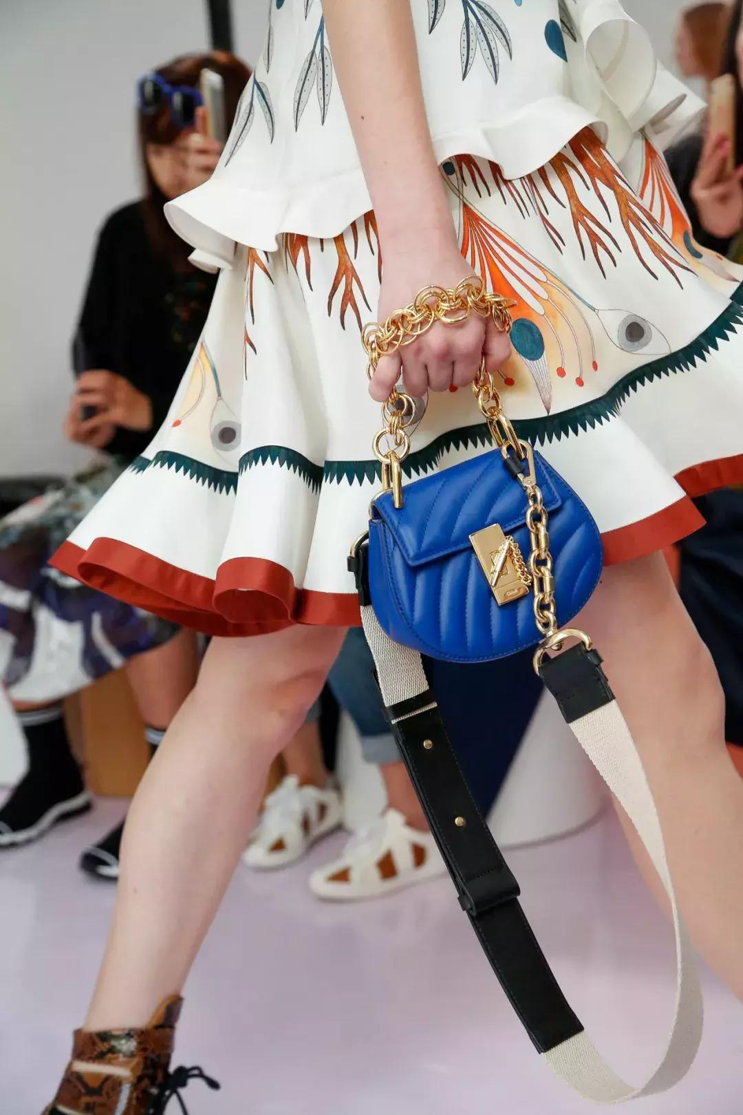 celine下架的衣服在哪看,celine真的过气了么