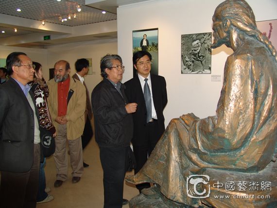 80岁以上雕塑大师曹春生,曹春生雕塑大师视频