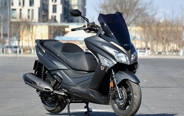 踏板车的爱,钟爱踏板