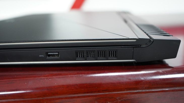 外星人alienware15r4,alienware15r4魔幻银