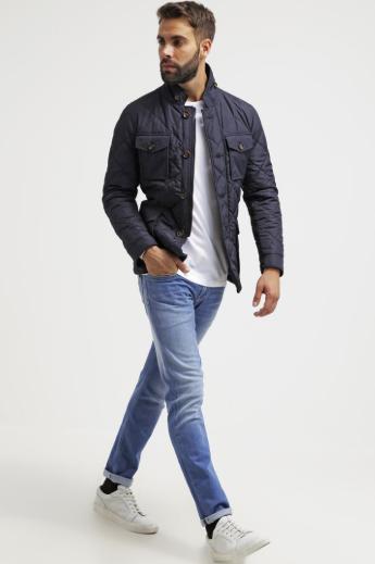 全球最受欢迎时尚品牌top10,国内十大快时尚品牌推荐