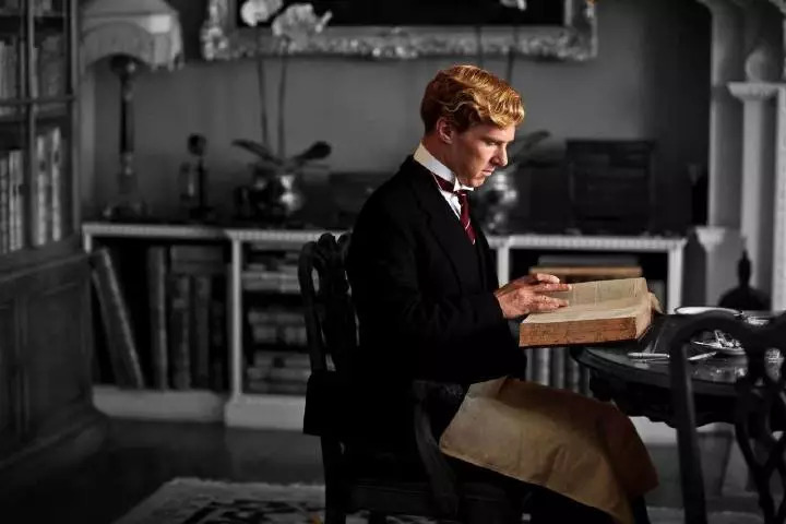 小说还未出版，“卷福”就抢下了电影版权，这到底是何神作？